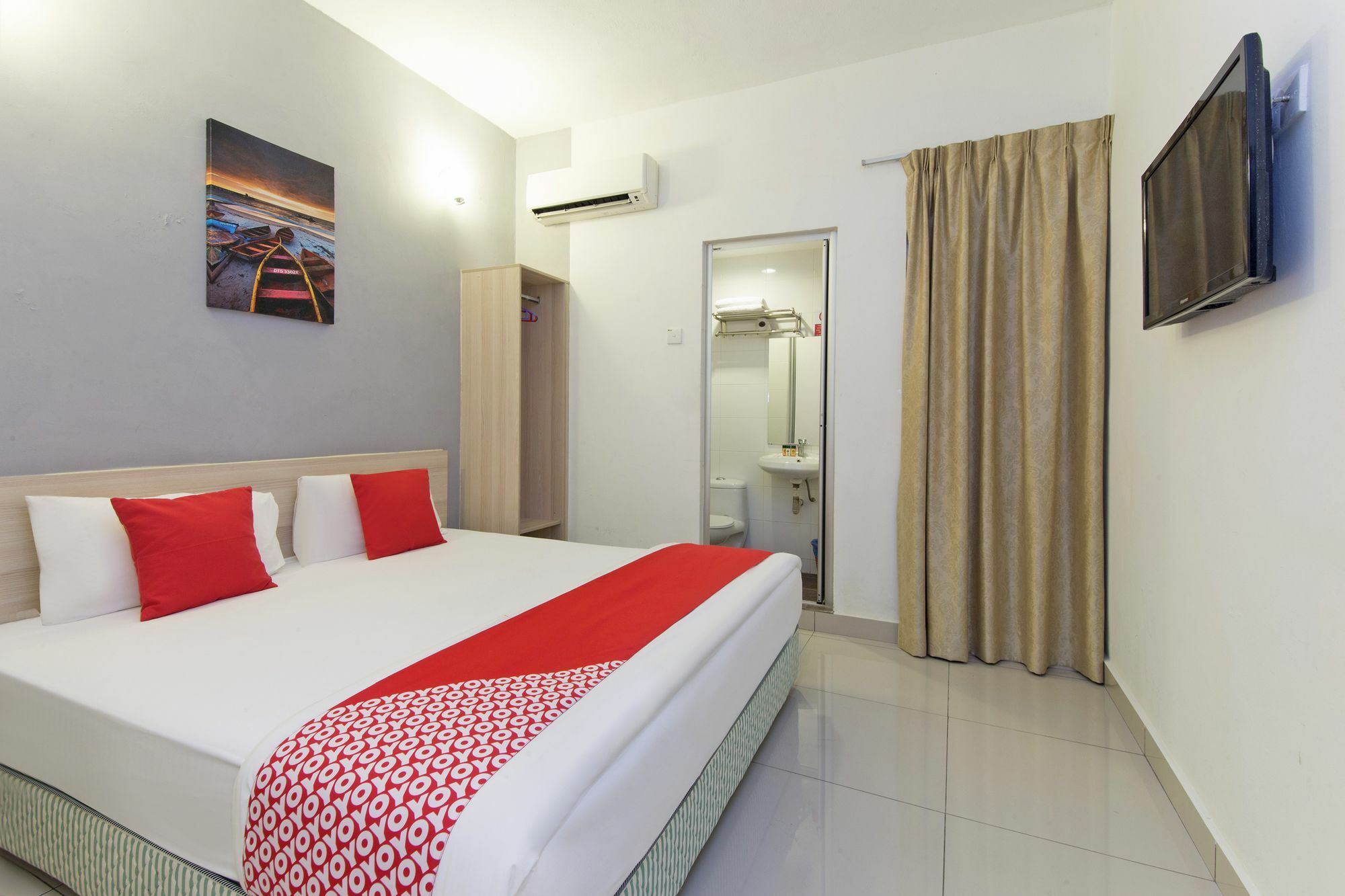 Oyo 325 Damansara Inn Petaling Jaya Exterior photo
